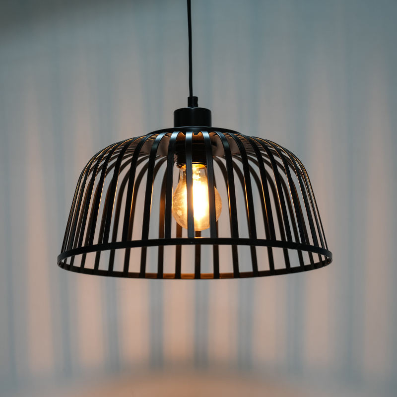 โคมระย้าเหล็กโบราณ