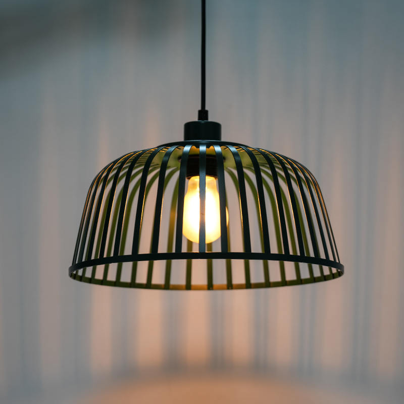 โคมระย้าเหล็กโบราณ